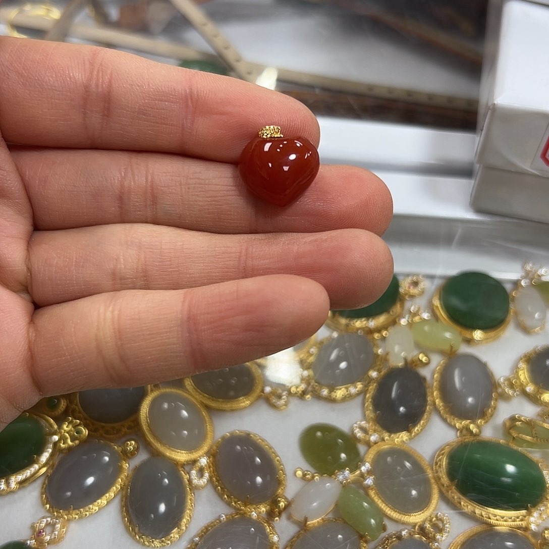 南红玛瑙颈饰银S925镶嵌逃*