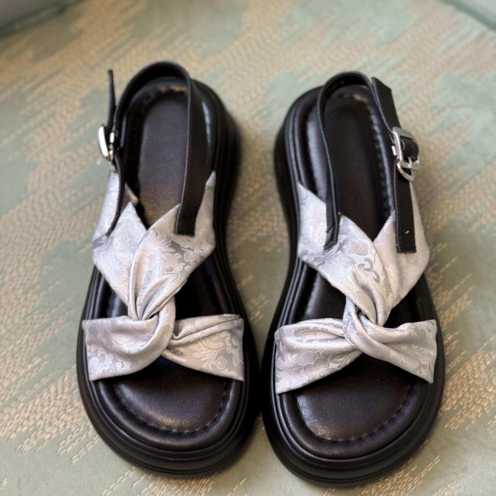 修面厚底露趾时装凉鞋鞋子凉鞋沙滩鞋软底黑色凉拖鞋平底女士