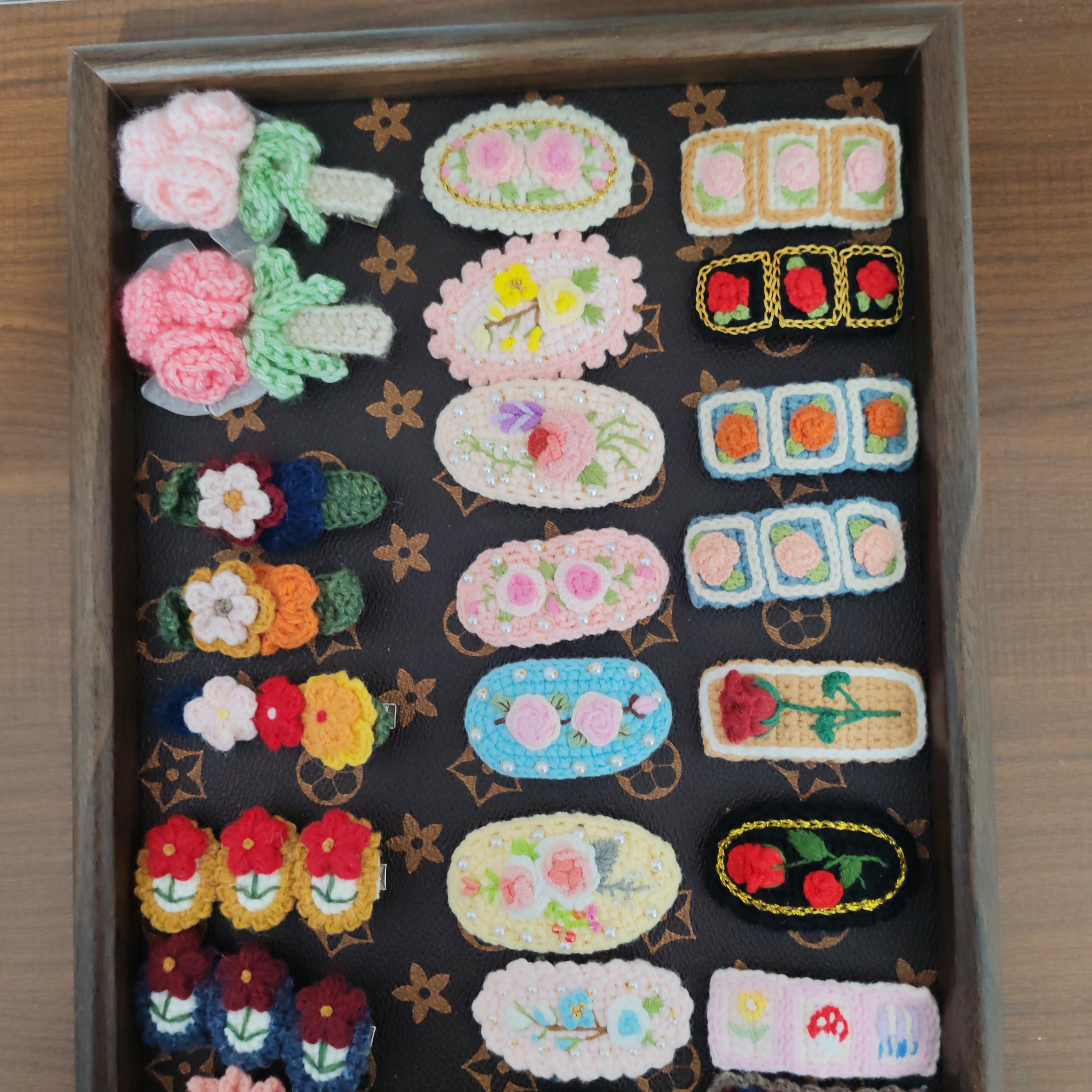 手工钩织发夹，福利清仓，报号码主播开号拍，不退不换