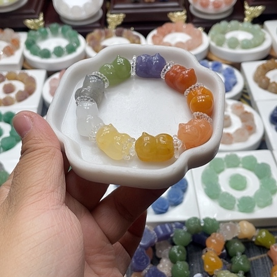 石英质玉（非洲翠）合金手串