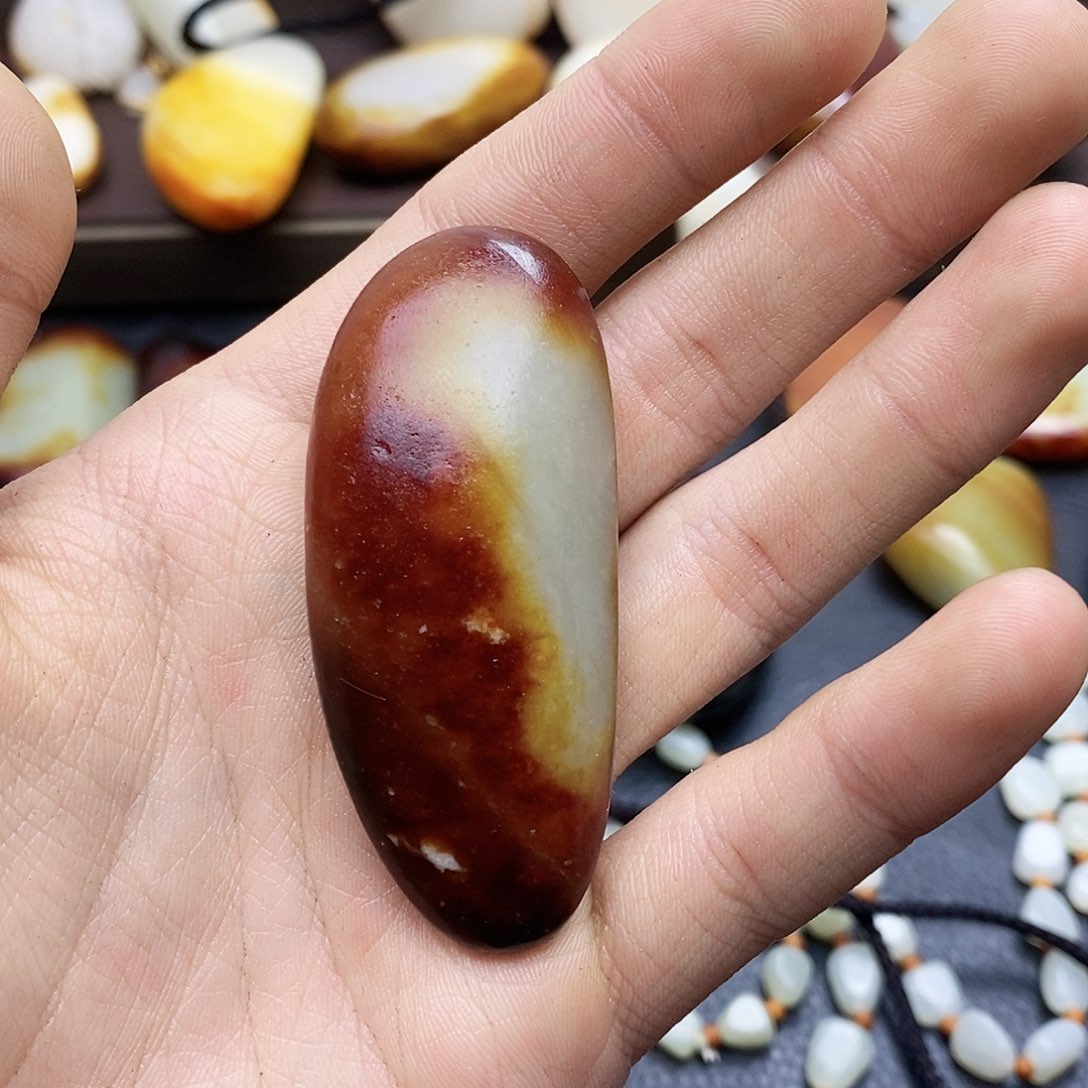 和田玉（糖玉）未镶嵌挂件