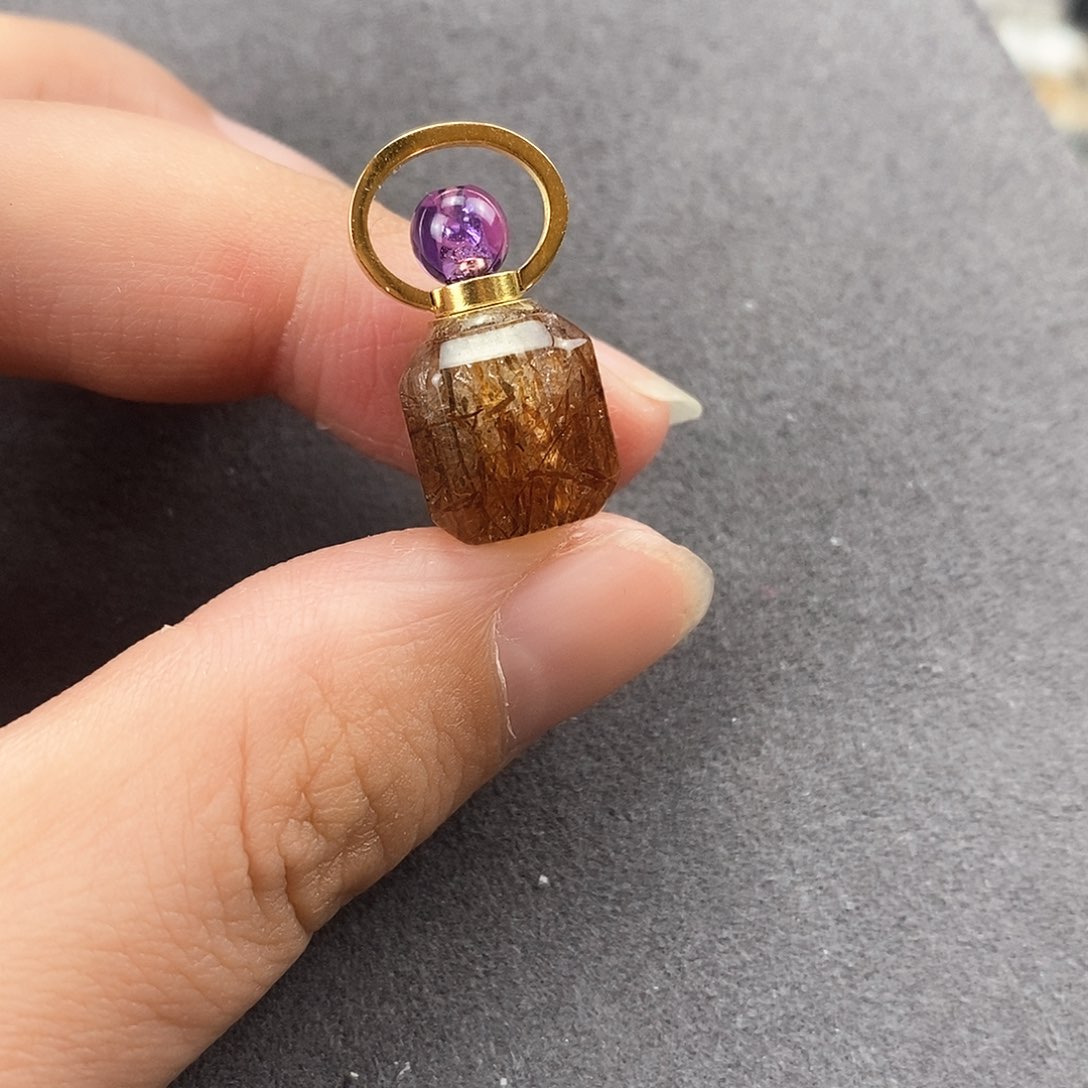 查罗石颈饰合金天然