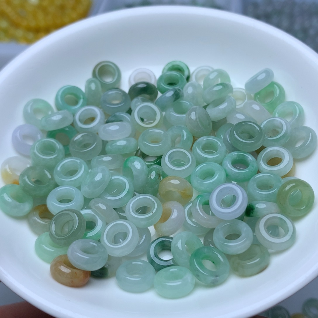 散珠翡翠卡9冰三彩玉环20个
