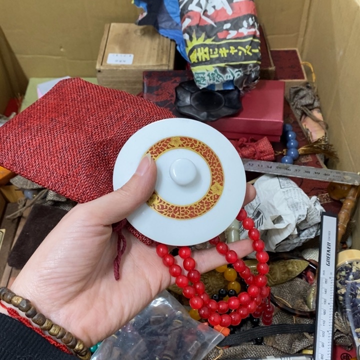 瓷片哈中古工艺品一件