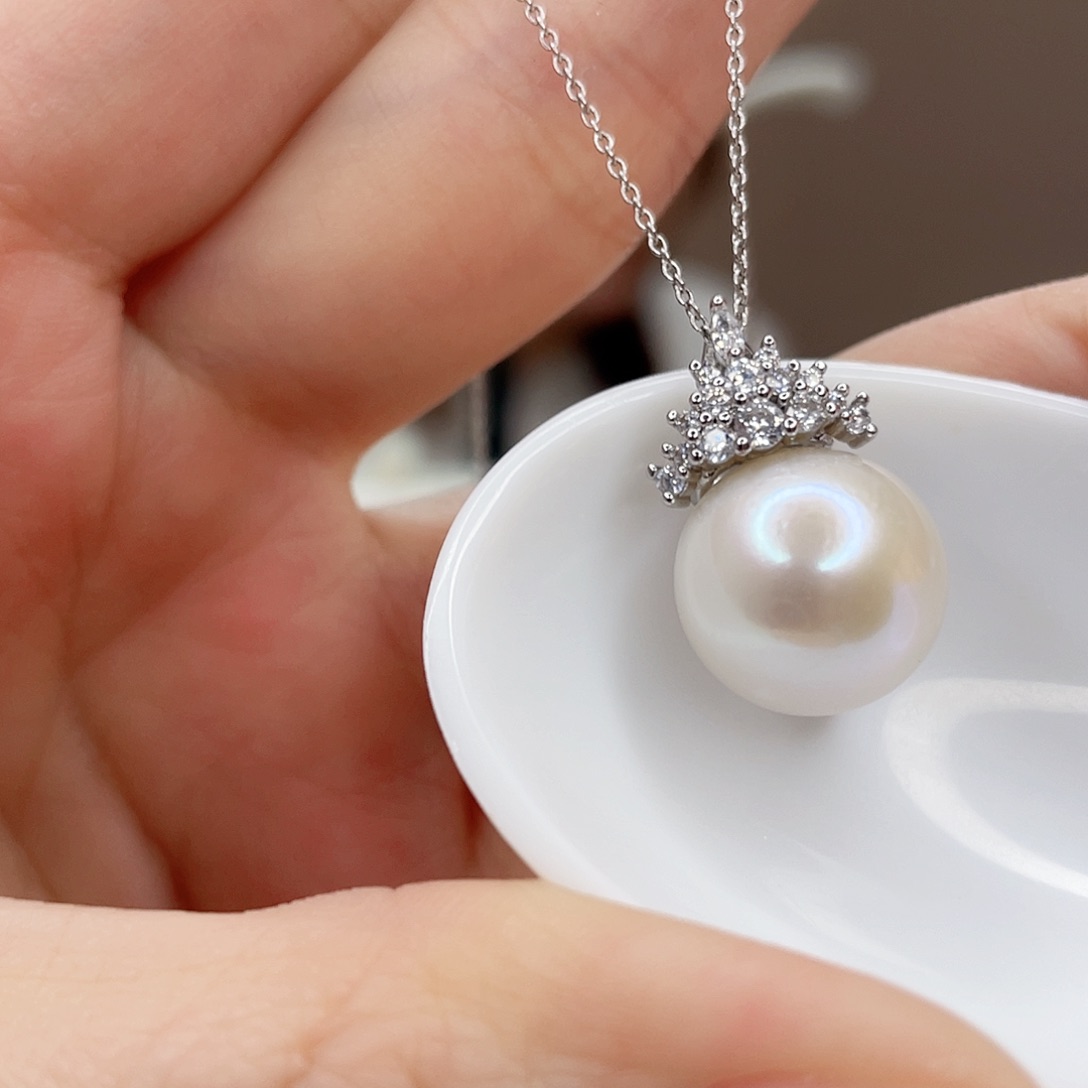 淡水珍珠吊坠(赠链)未镶嵌