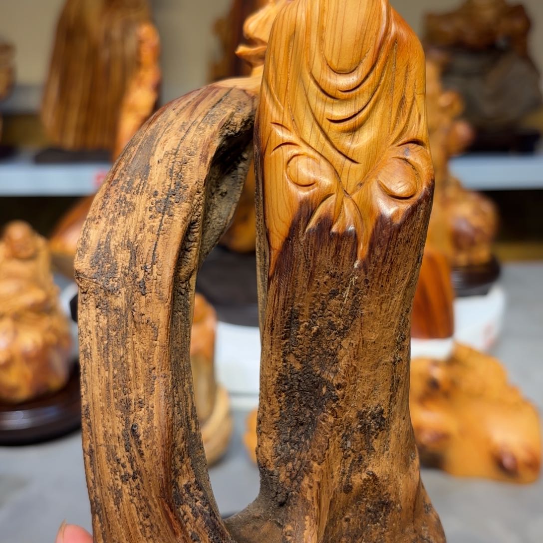 木太行崖柏无相佛