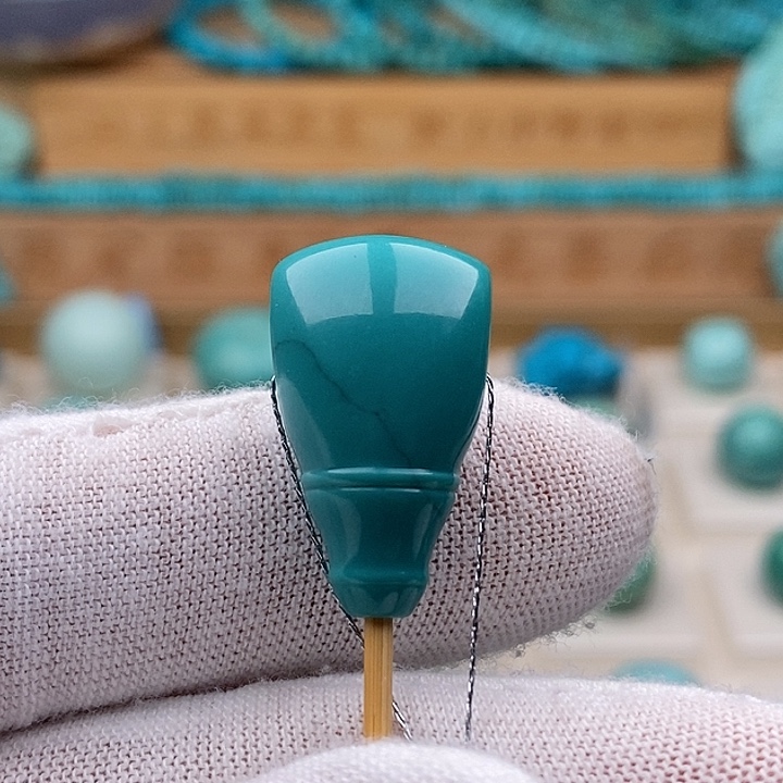 小***.绿松石未镶嵌珠宝奇石