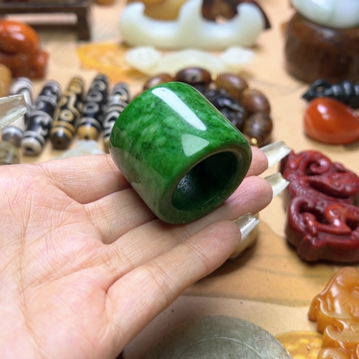 【闪购商品】蛇纹石玉颈饰未镶嵌