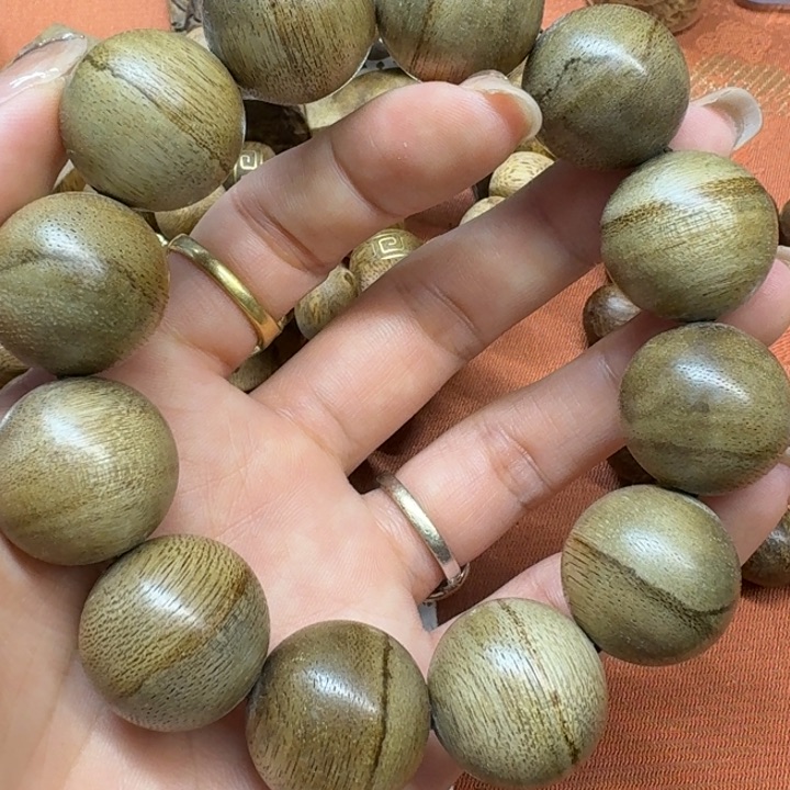 沉香手串馨安居沉香定制款