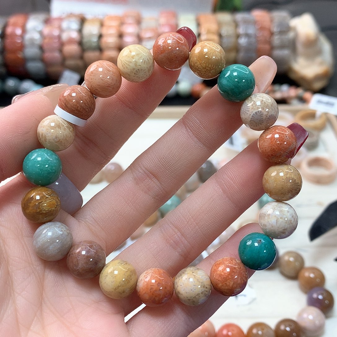 硅化珊瑚（珊瑚玉）手链未镶嵌安*322