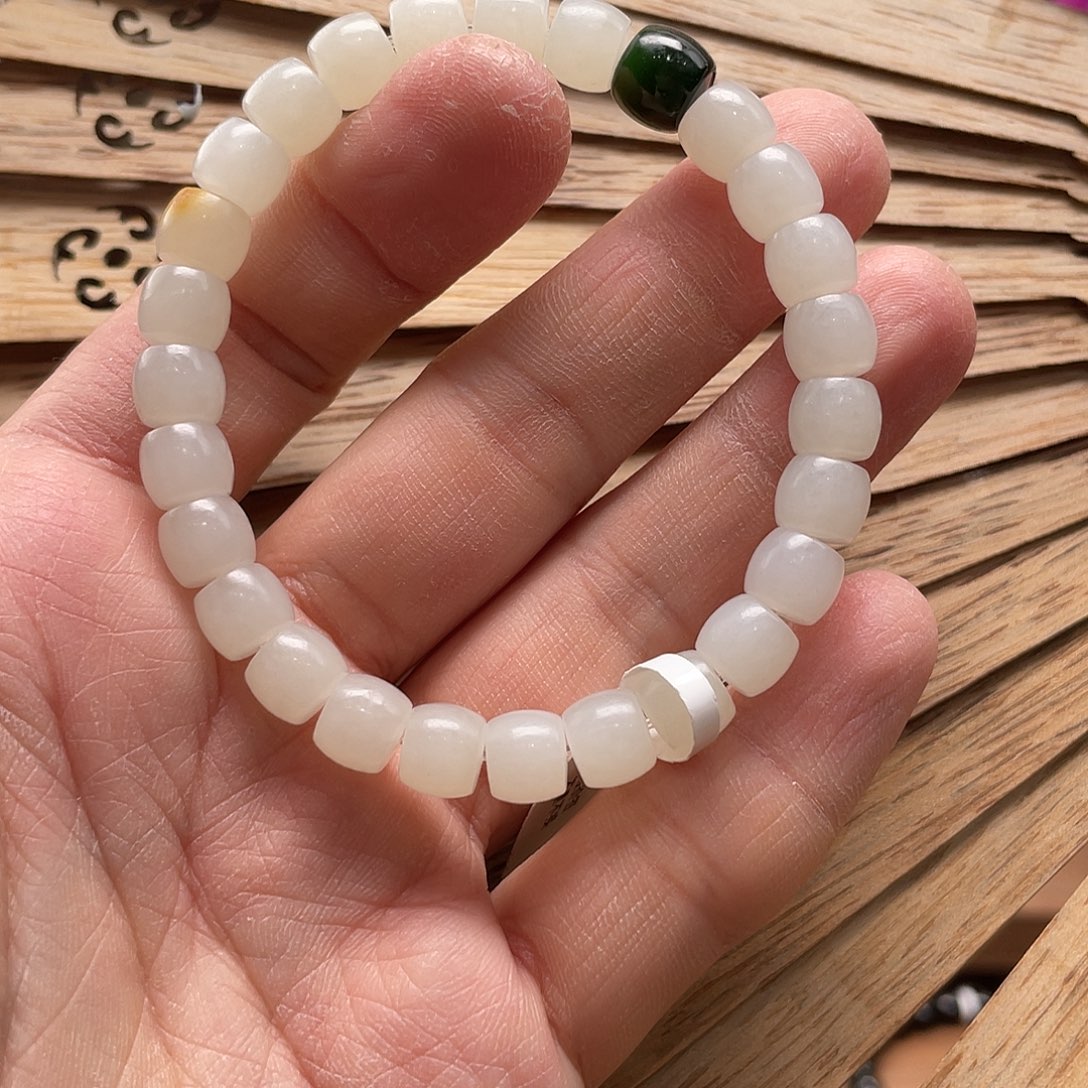 和田玉手串未镶嵌