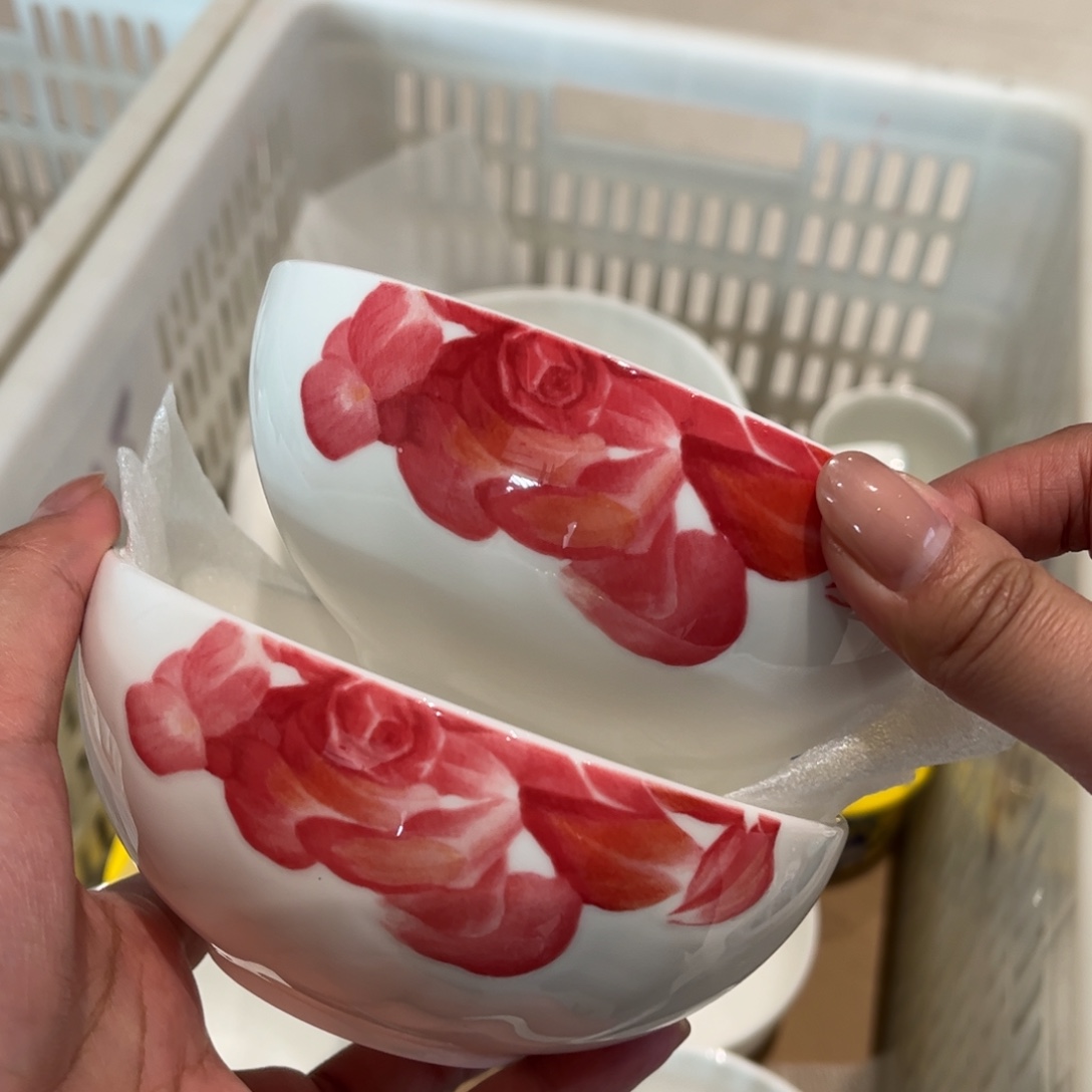 瓷片030两，全场微瑕介意慎拍