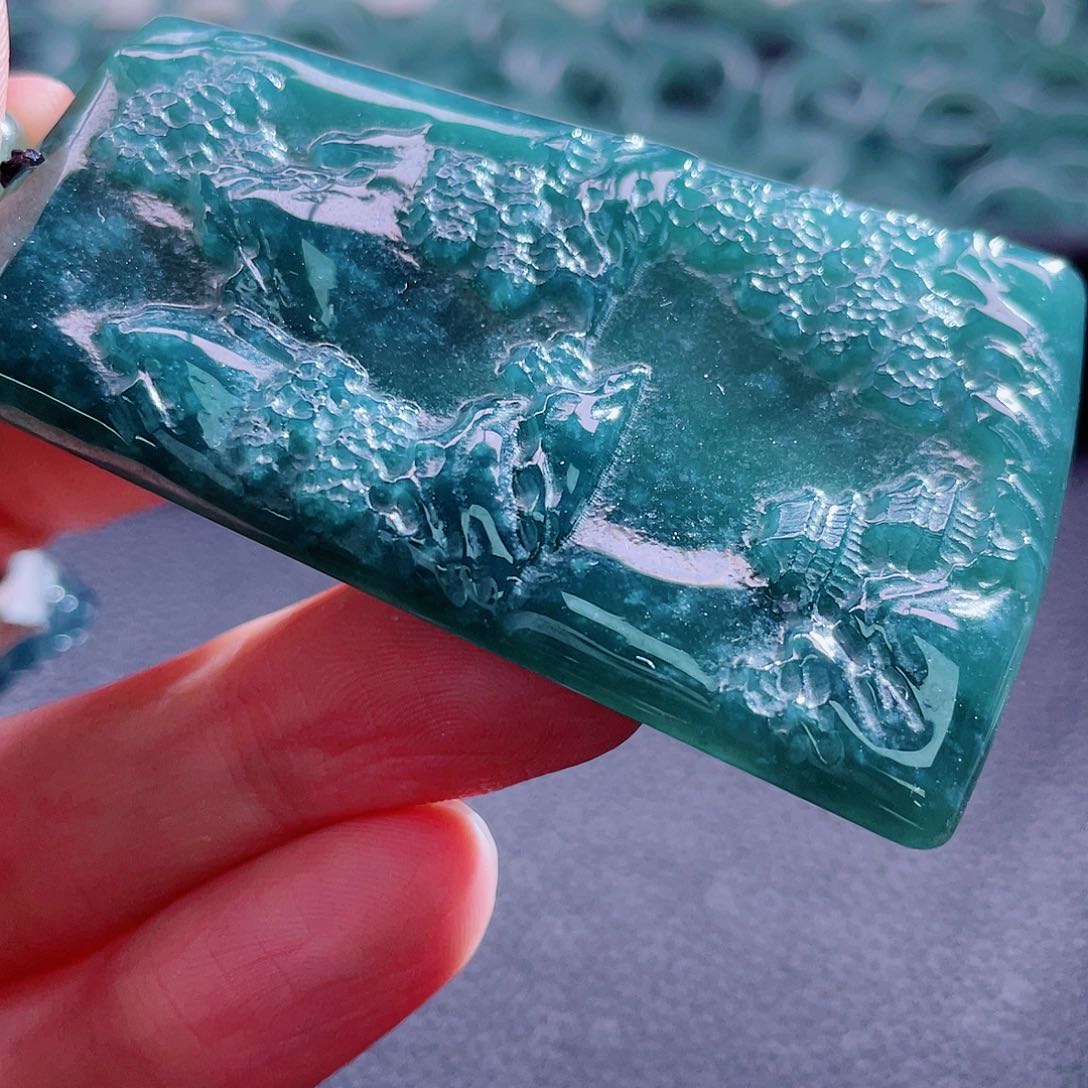 翡翠颈饰未镶嵌8888888888