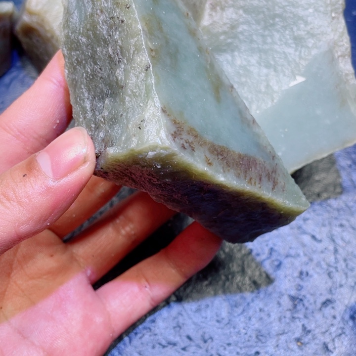 和田玉未镶嵌珠宝半成品