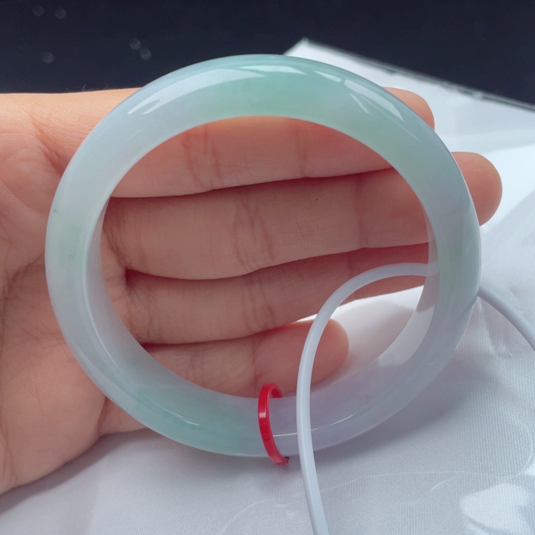 翡翠手镯未镶嵌5455正圈