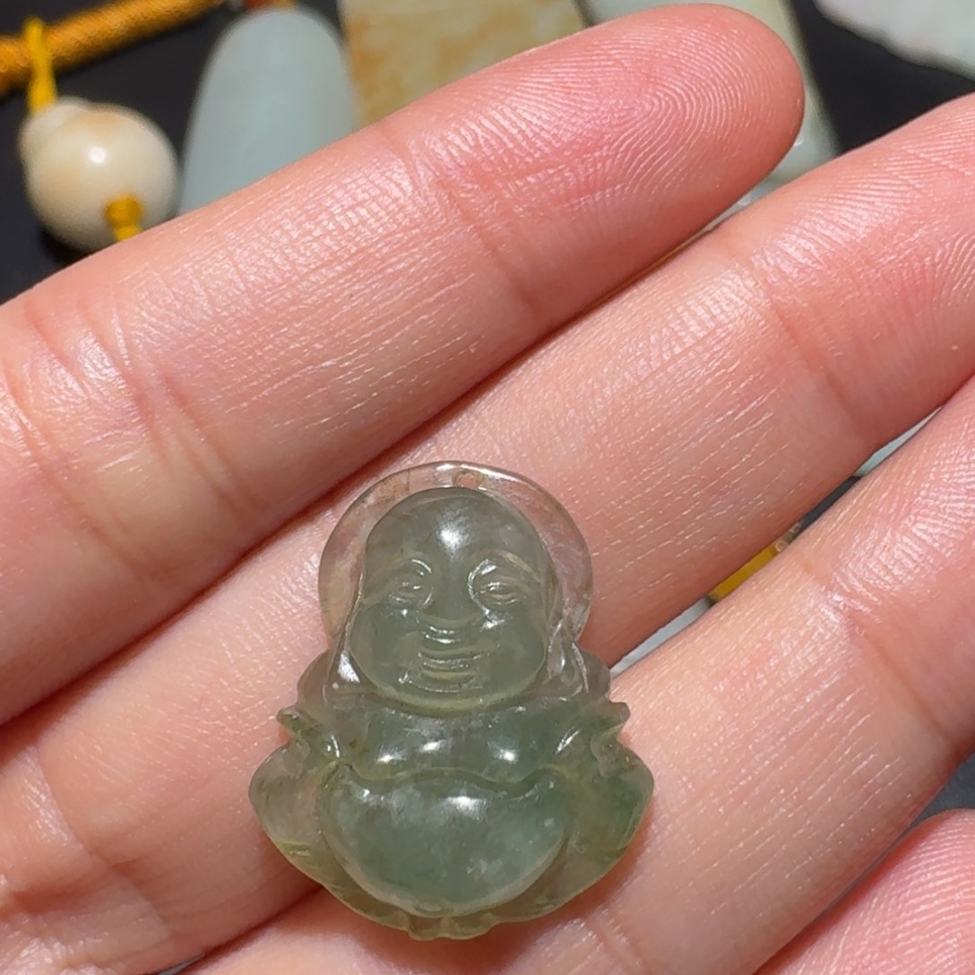 金***勇翡翠未镶嵌颈饰1111