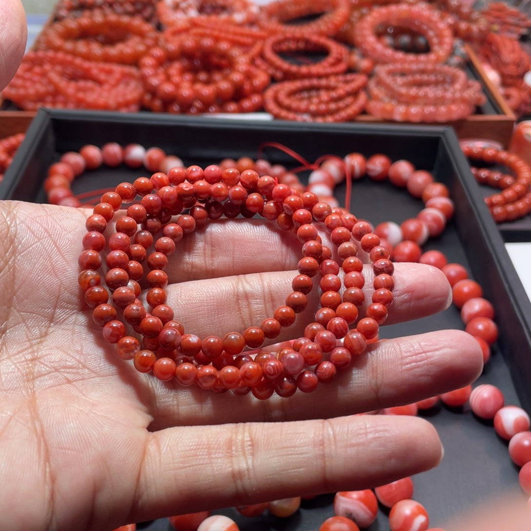 南红玛瑙手链未镶嵌