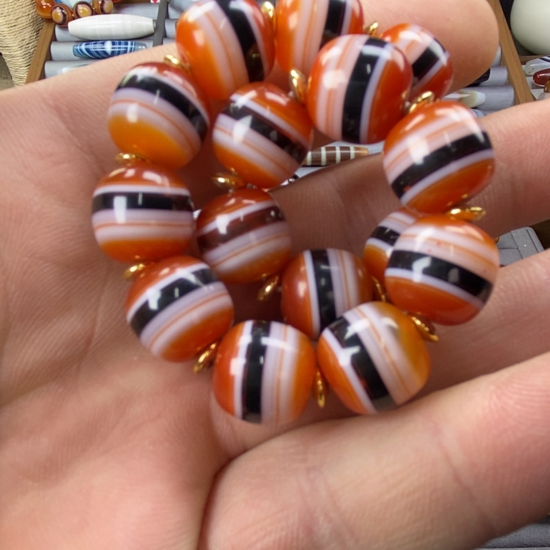 玛瑙/玉髓颈饰未镶嵌