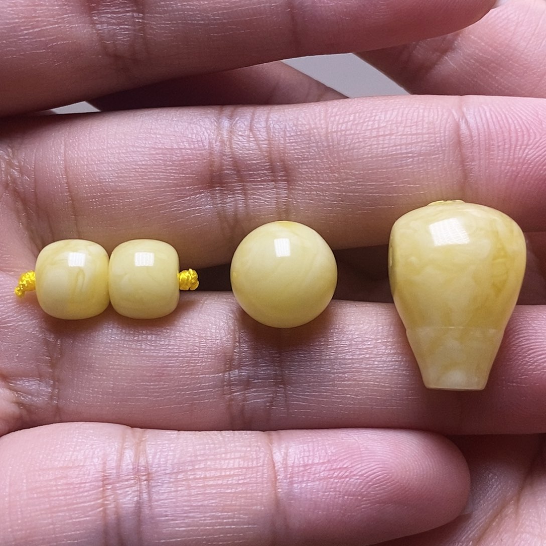 未镶嵌琥珀裸石无*尽蜜蜡全套