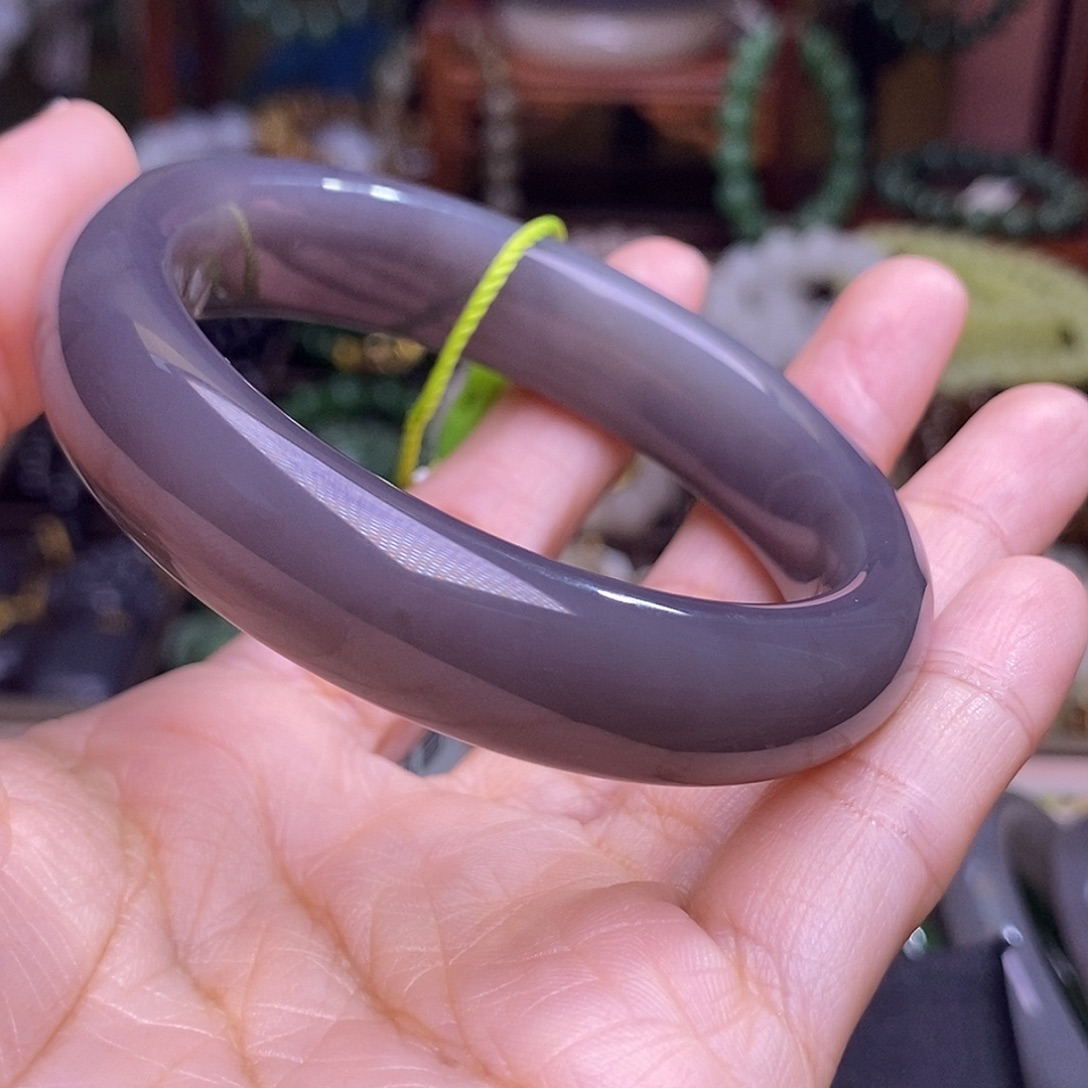 和田玉未镶嵌颈饰52 浓烟紫脂膏级手镯老油料