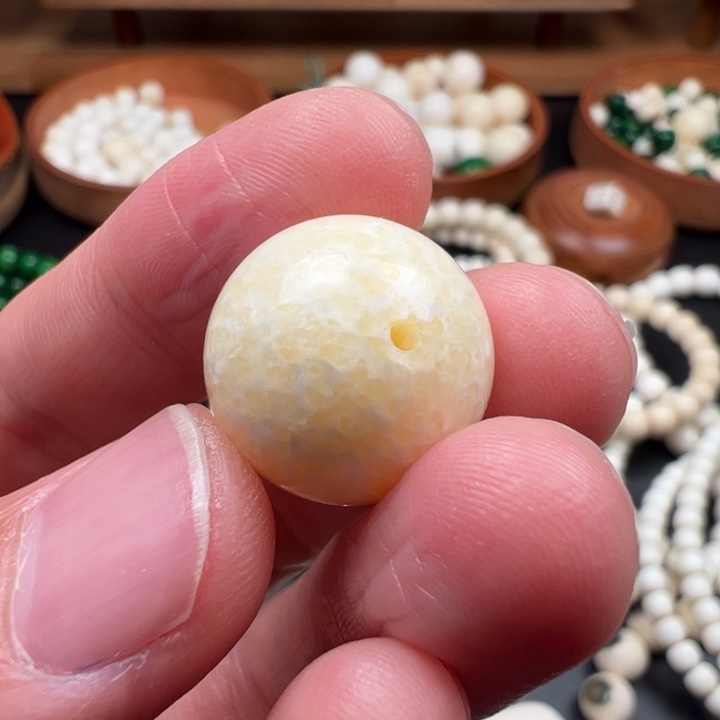 ****界吊坠白玉菩提秋秋满脑！！！