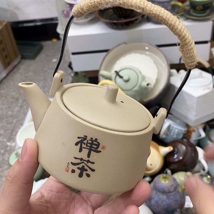 陶瓷艺术品及陶瓷壶壶