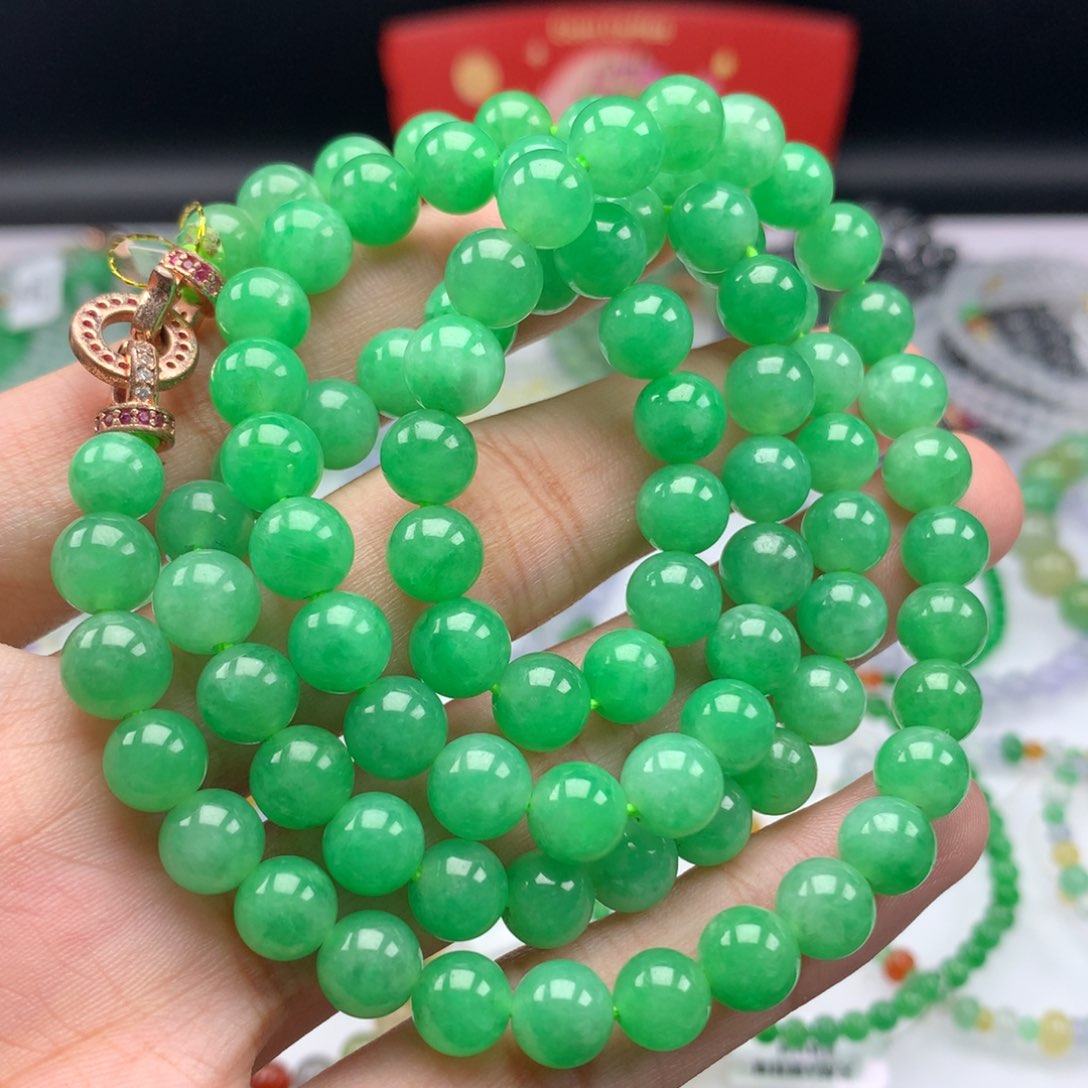 翡翠手链未镶嵌卡