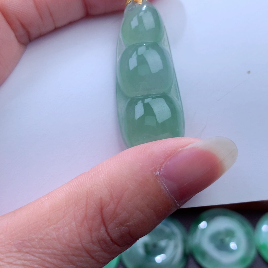 翡翠吊坠(不含链)18K金镶嵌