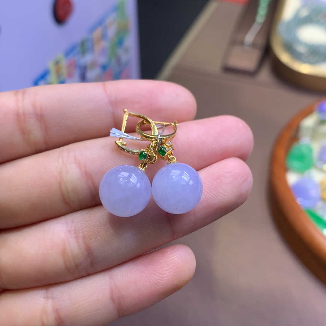 翡翠18K金镶嵌颈饰翡翠