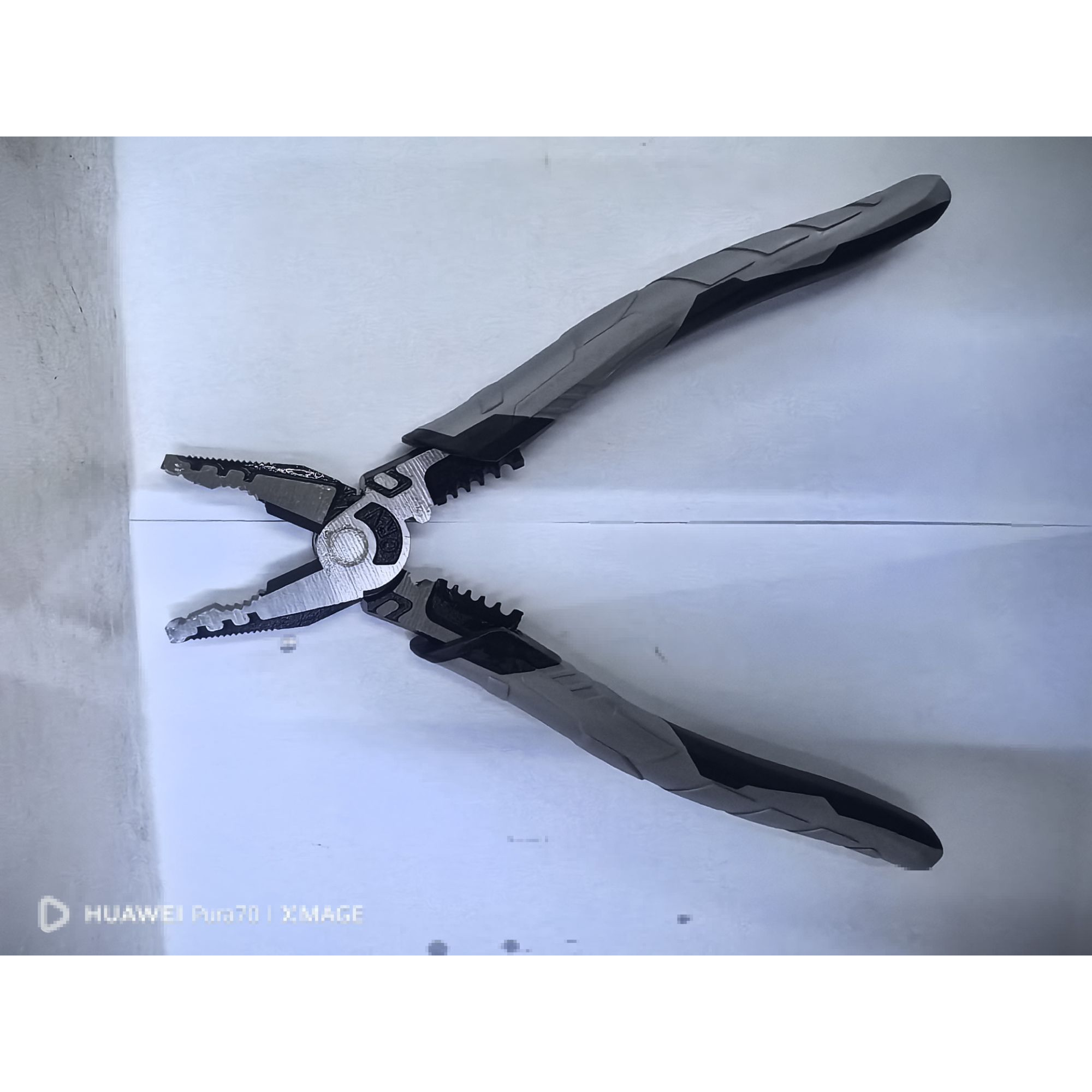 车载9寸多功能锰钢钳剥线切割多用