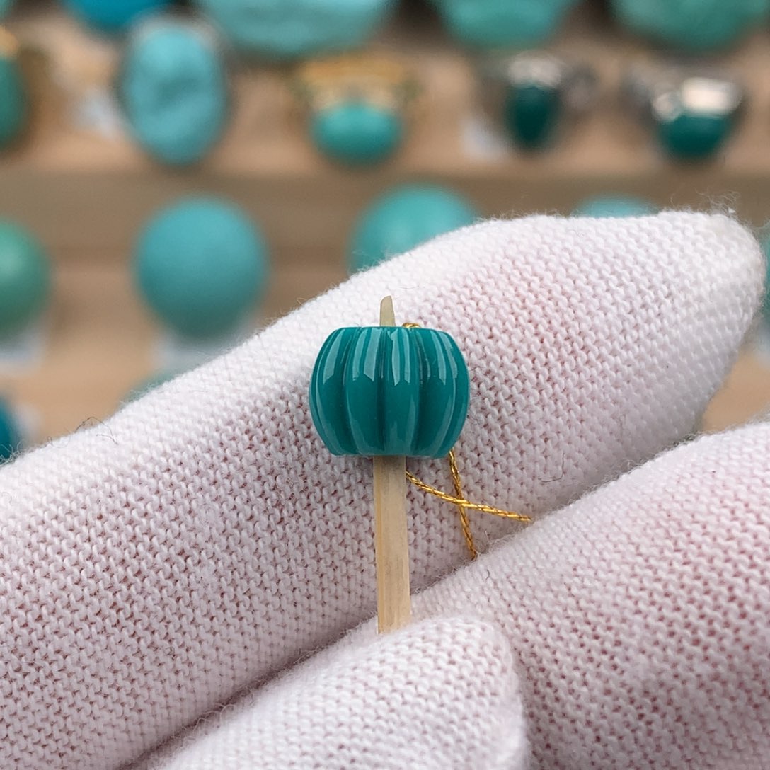 绿松石配饰未镶嵌卡8*7