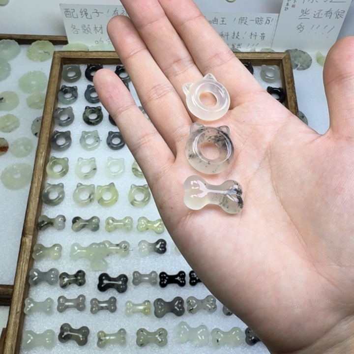 灵****蛇纹石玉未镶嵌项链