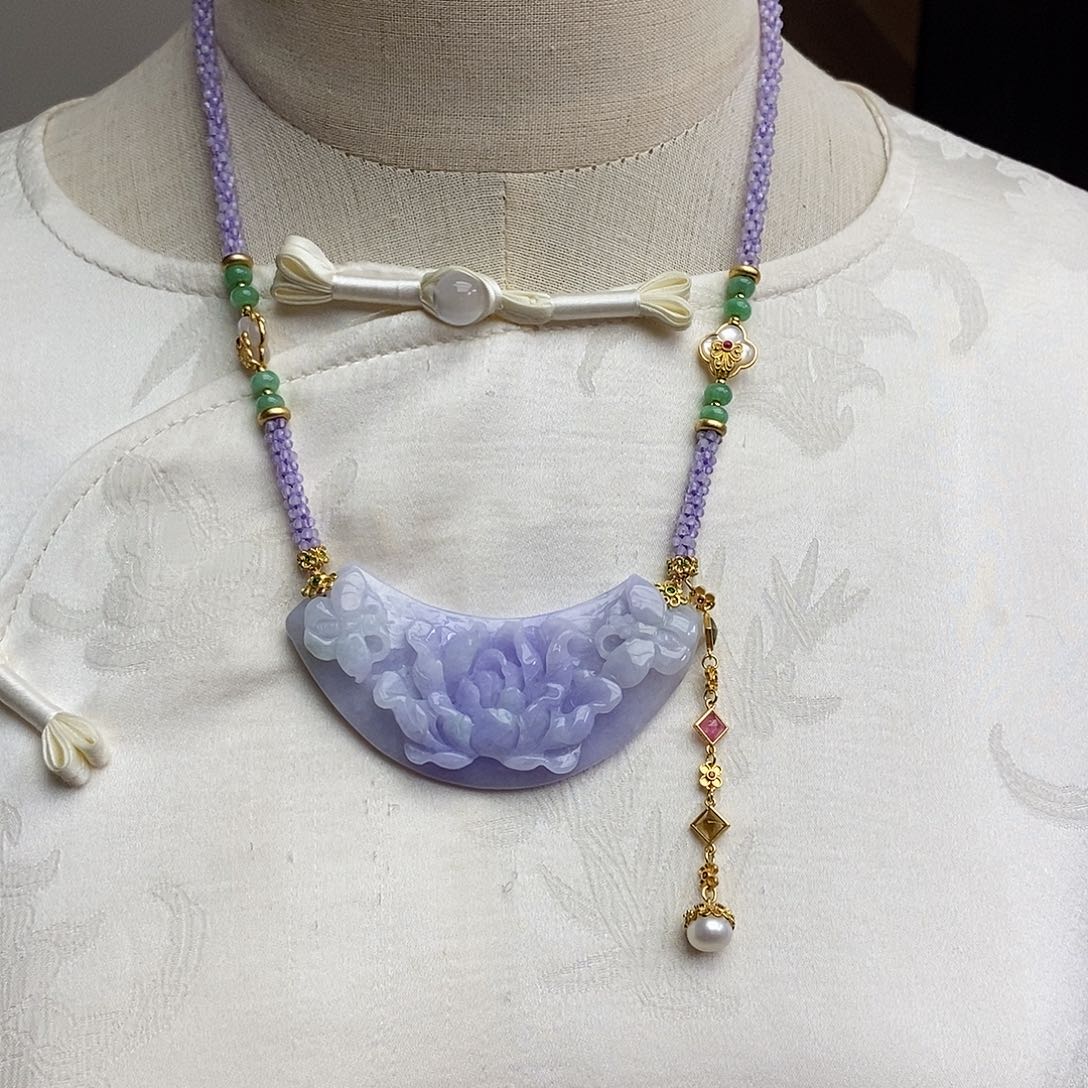 翡翠颈饰未镶嵌天然