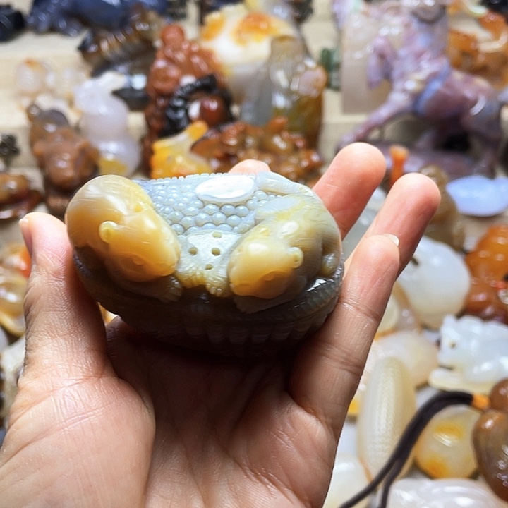 君***情玛瑙/玉髓未镶嵌饰品