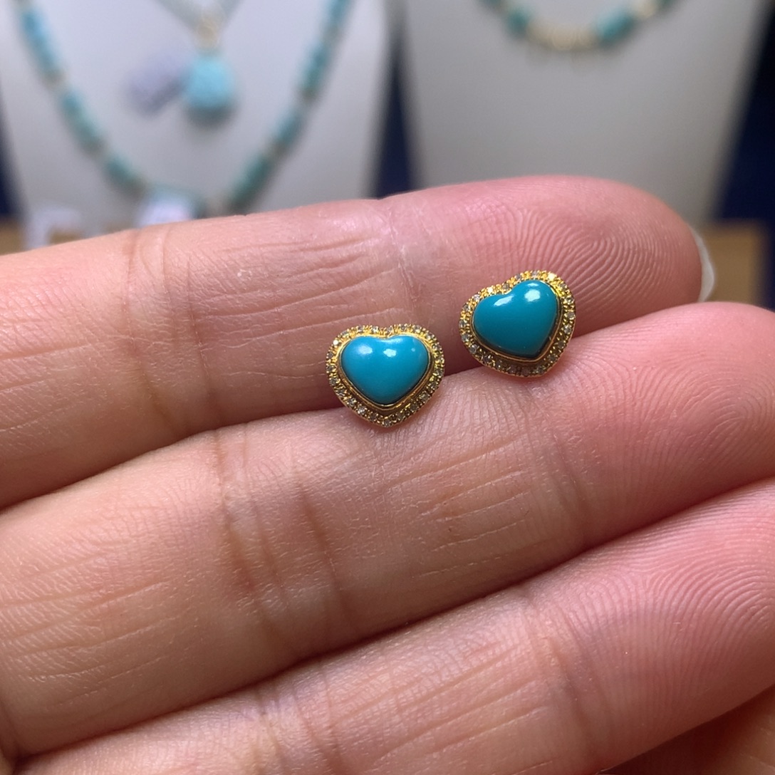 绿松石18K金镶嵌耳钉