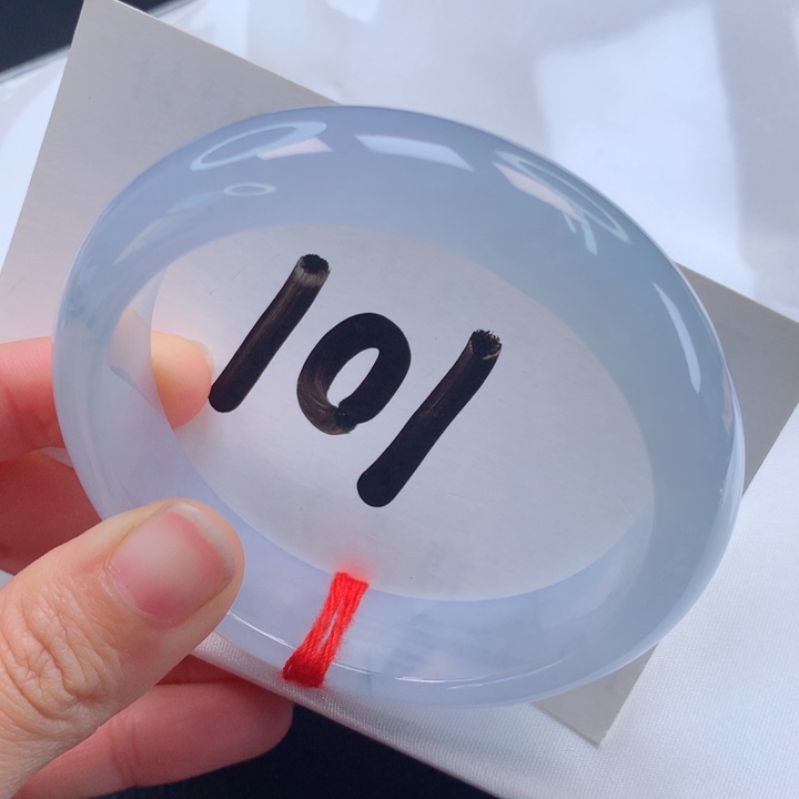 翡翠手镯未镶嵌冰紫