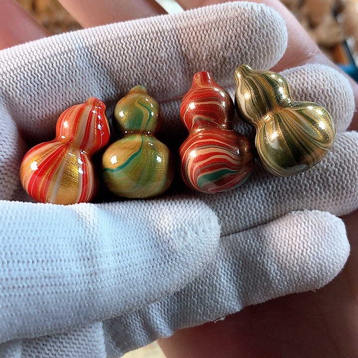 紫光檀底胎手工大漆葫芦