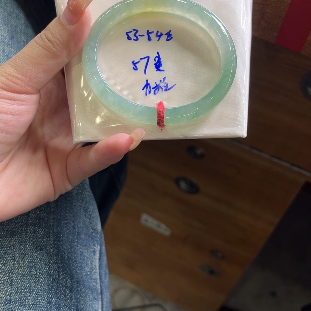 翡翠未镶嵌手镯57贵妃力推53 54 正圈