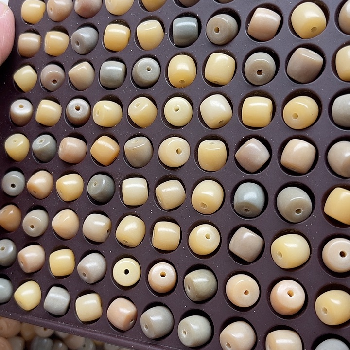 白玉菩提吊坠微瑕11-10莫兰蒂直切50颗卡灯牌宠60颗