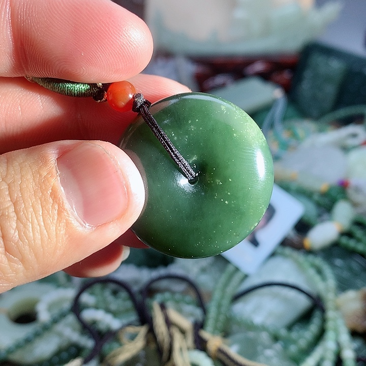 未镶嵌和田玉挂件