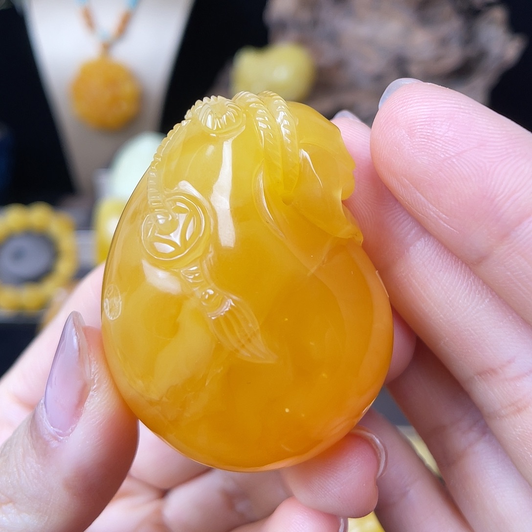 琥珀未镶嵌珠宝奇石花粉