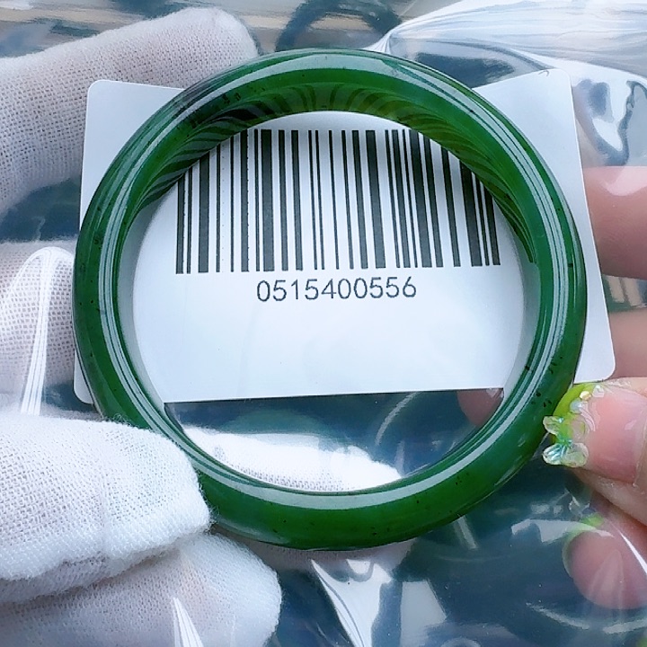 和田玉（碧玉）手镯未镶嵌5859包容