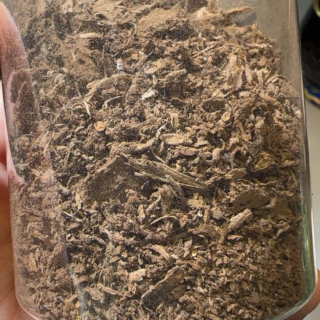 沉香碎屑沉香香港红土奇楠土沉根部33.33克不退