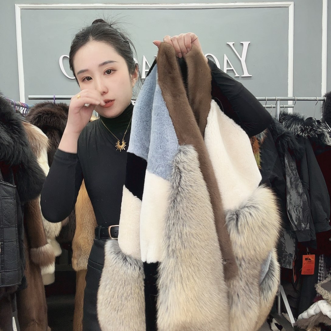姚小妖家高端皮草