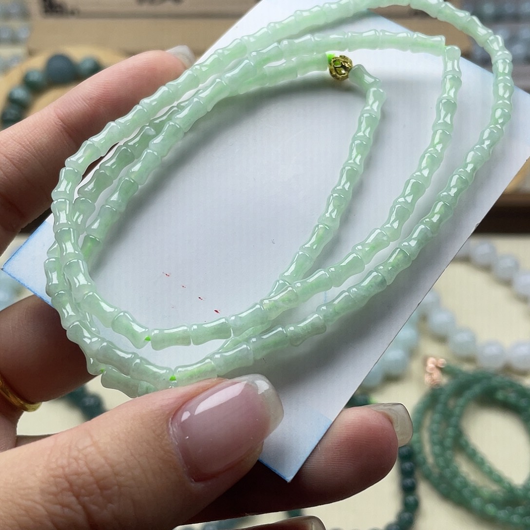 翡翠未镶嵌颈饰0006