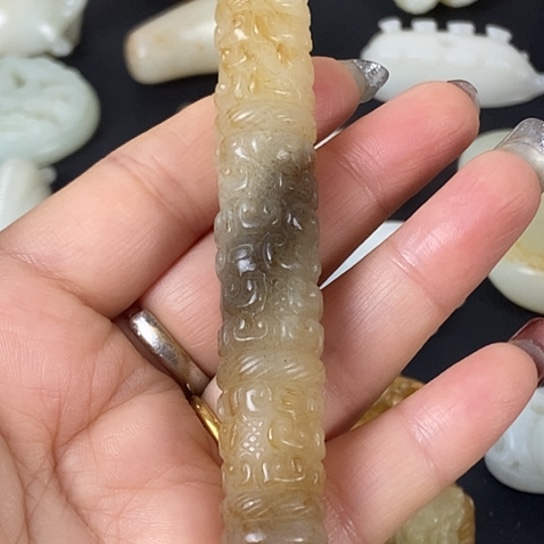 和田玉（糖玉）未镶嵌挂件