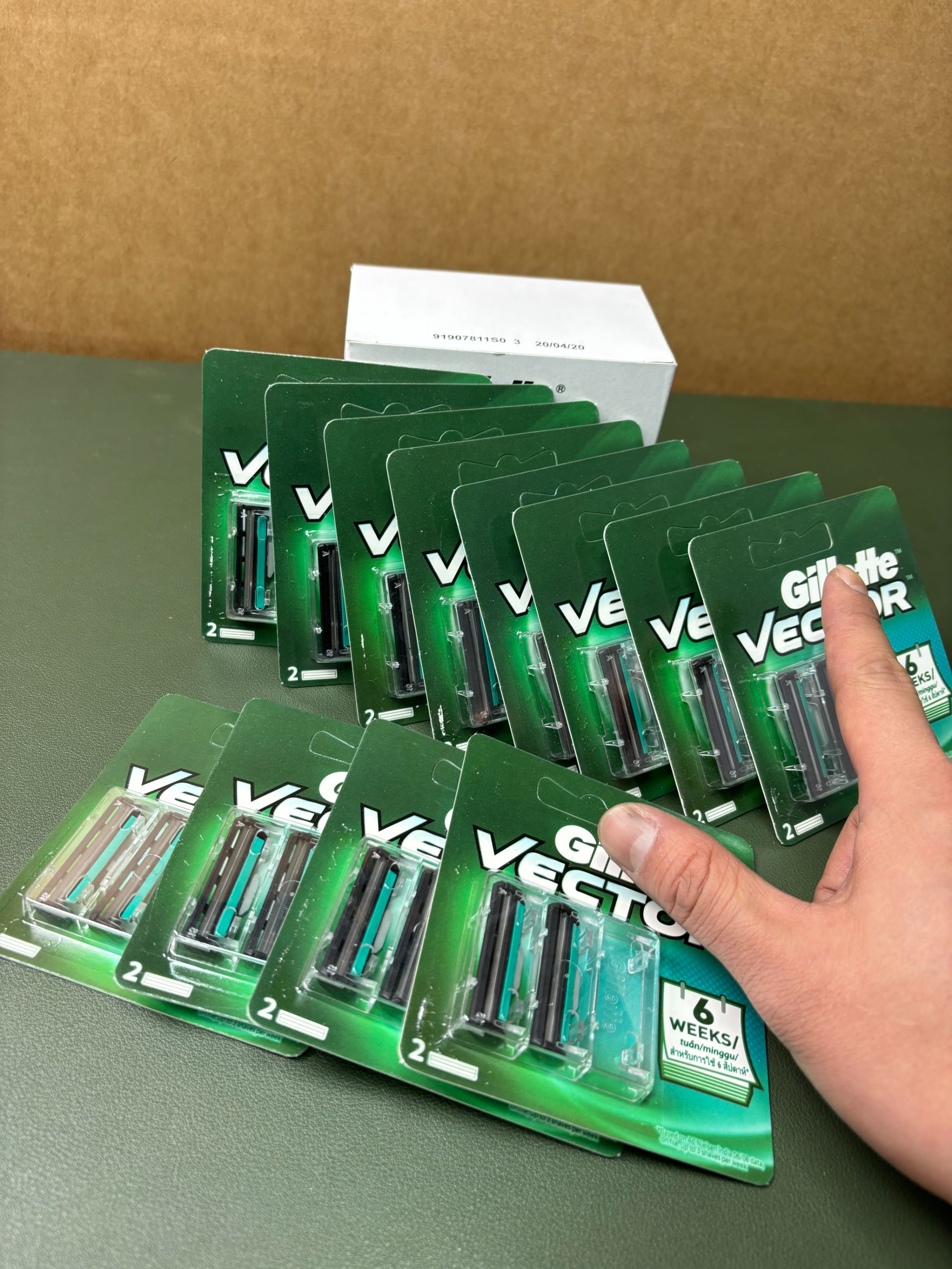 C122-手动剃须刀刀头