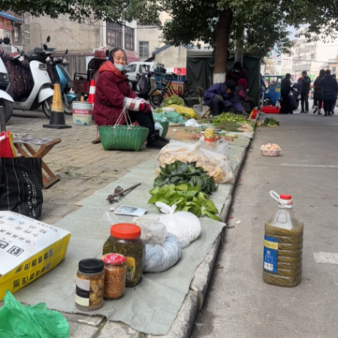 桐城乌石路农家自种蔬菜现场称重