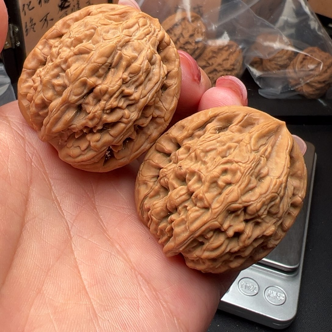 文玩核桃把件虎头王39