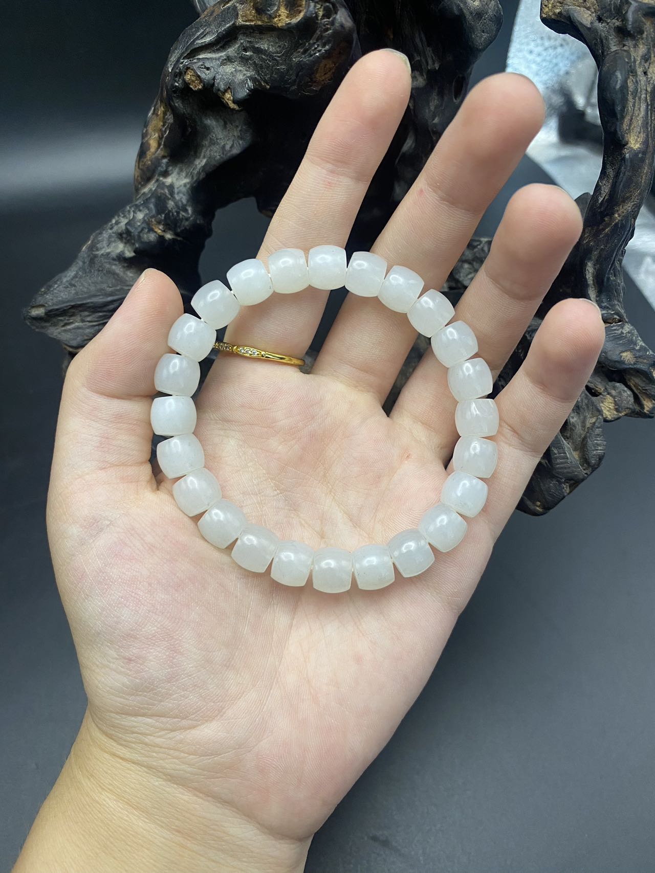 和田玉黑山直切手串